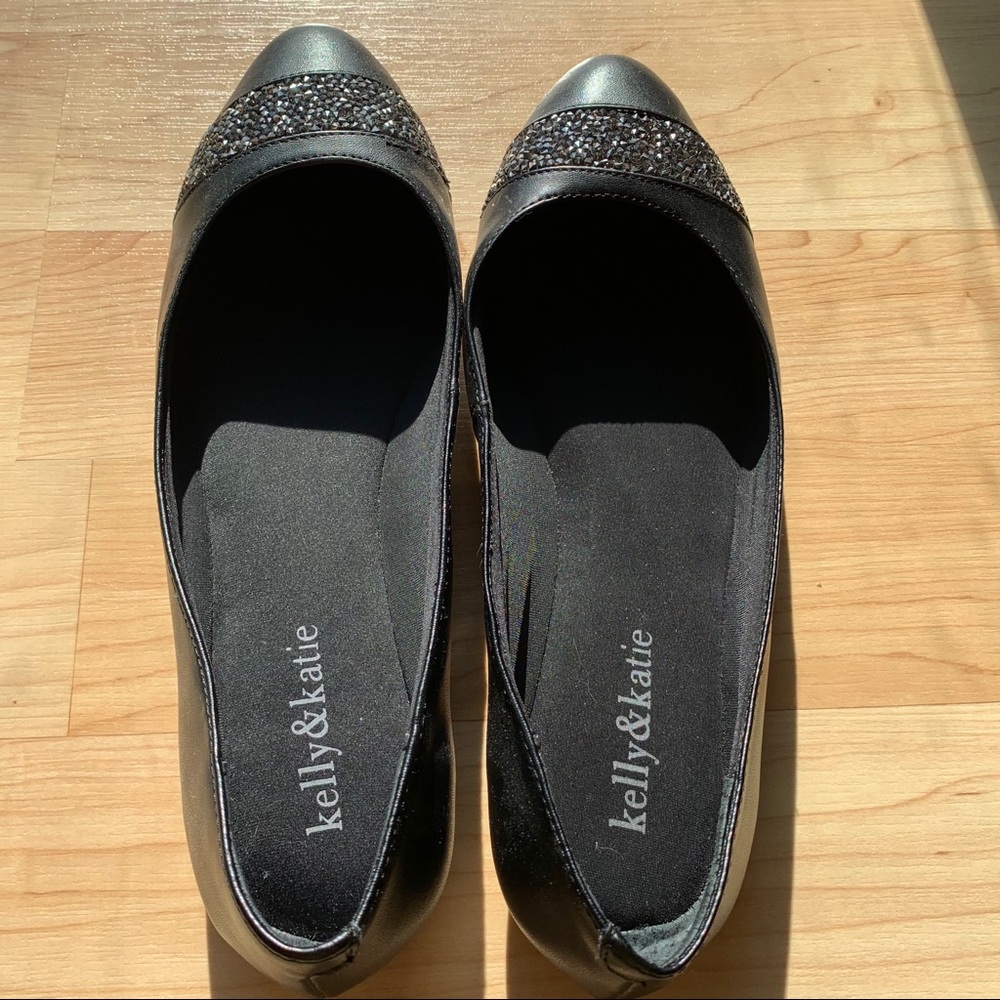 Kelly & Katie black flats